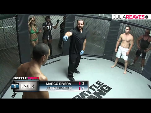❤️ Ultimate Fighter baise une fille à numéro juste après un combat sur le ring ❤️ Super sexe at us ❌️❤